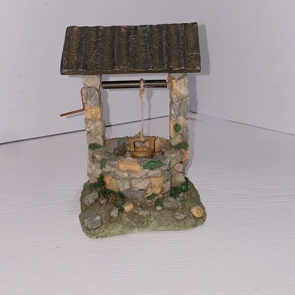 Vintage Roman 1997 Fontanini Heirloom Wishing Well  5" Series Nativity Village - Picture 1 of 7